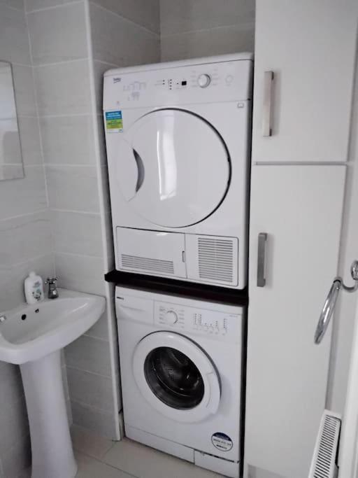 Townhouse Clifden: Located In The Heart Of Connemara Villa Eksteriør billede