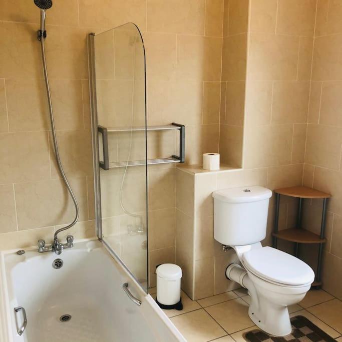 Townhouse Clifden: Located In The Heart Of Connemara Villa Eksteriør billede